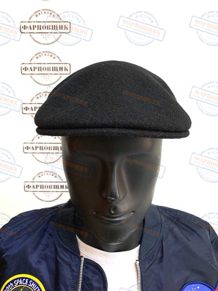 Kangol Wool 504 Cap (Black/Gold)